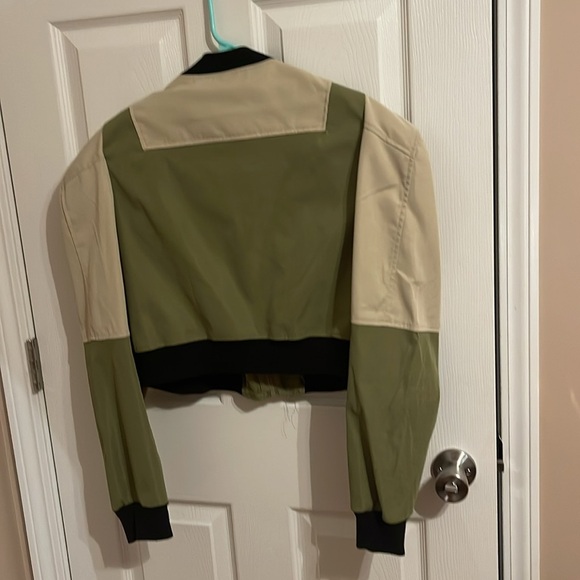 Green & Tan Spring Coat - Picture 2 of 3